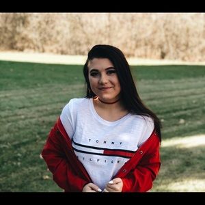 Meet your Posher, Kayla